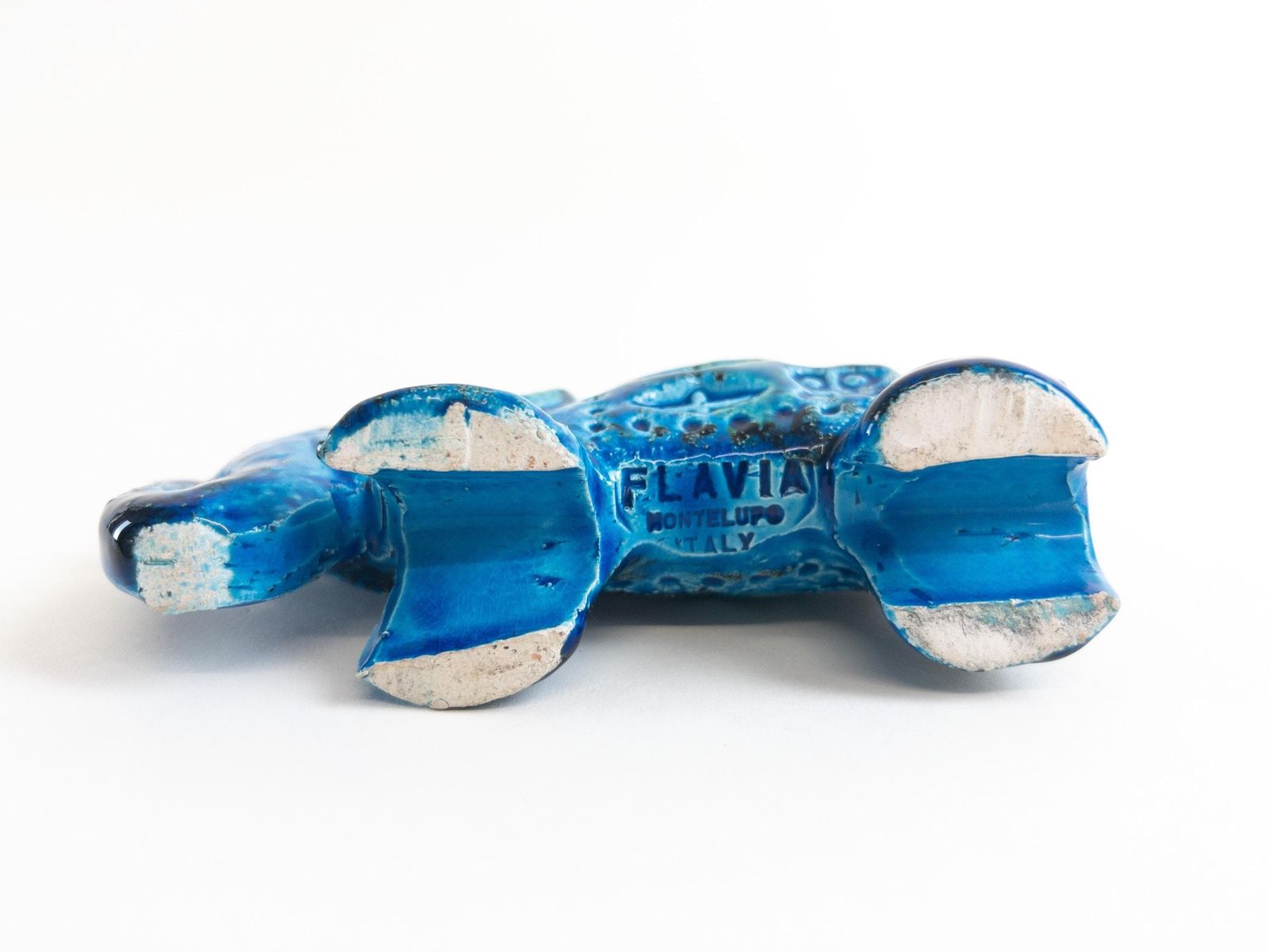 photo furniture Bitossi Rimini Blu Elephant Designed By Aldo Londi   Flavia Montelupe Italy   Vintage Italian Pottery