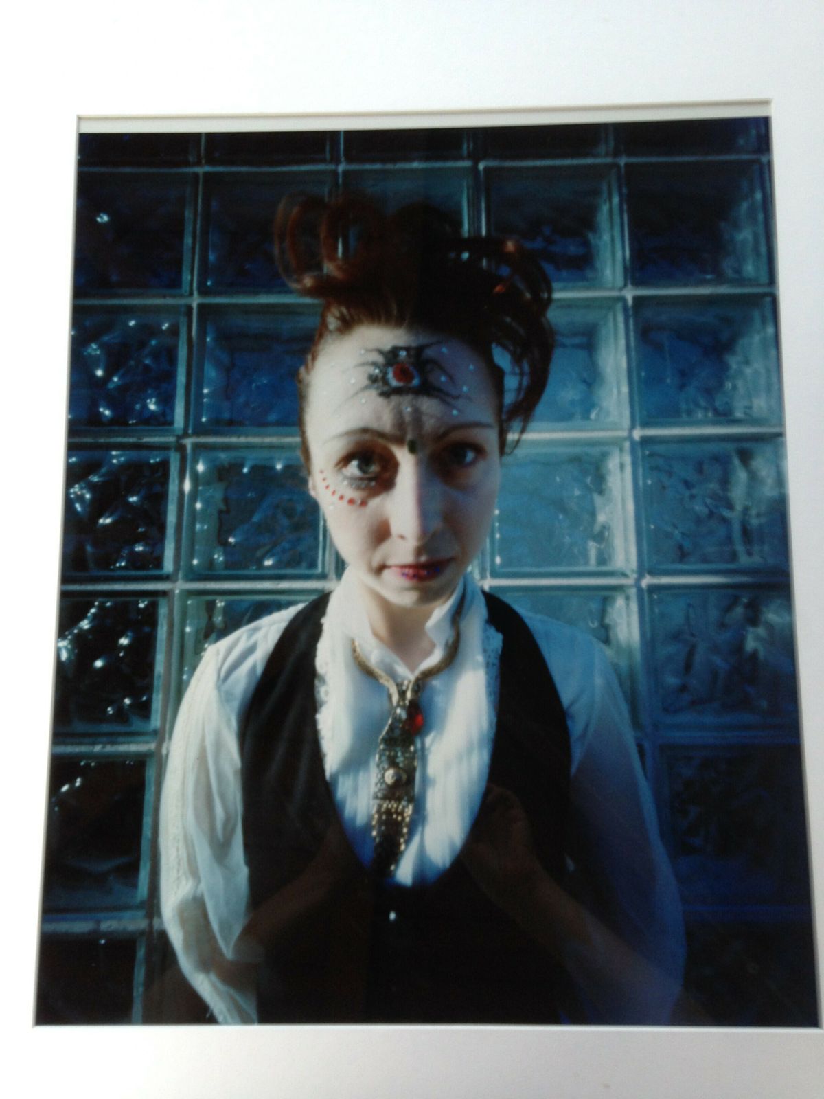 Right Eye Rita, 2006 By Vesna Jovanovic photo vinterior