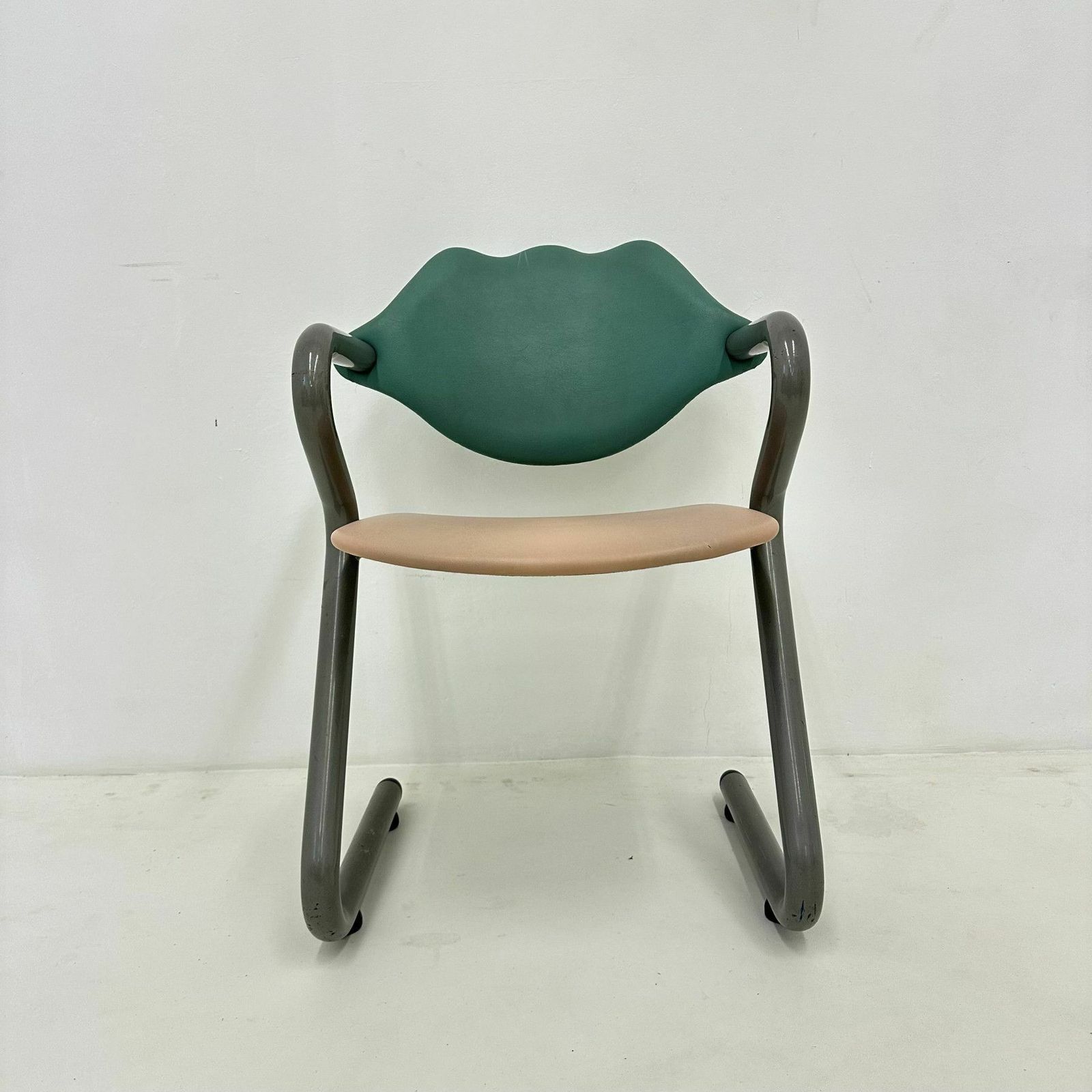 Memphis Stijl Lederen Fauteuil, Jaren 1980 photo buy