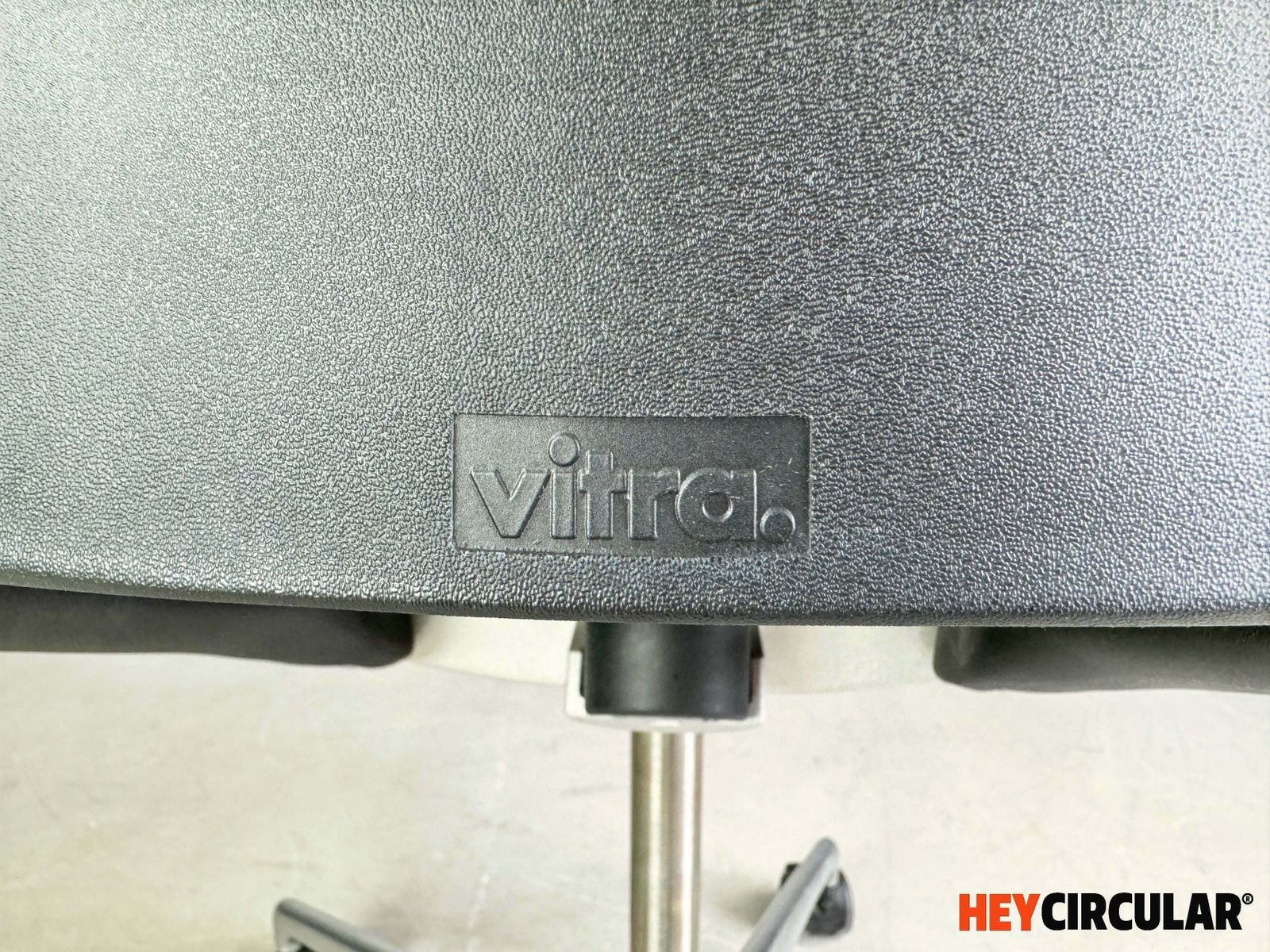 Furniture Vitra Office Chair T Chair Red Blue Grey Black Design Chair photo