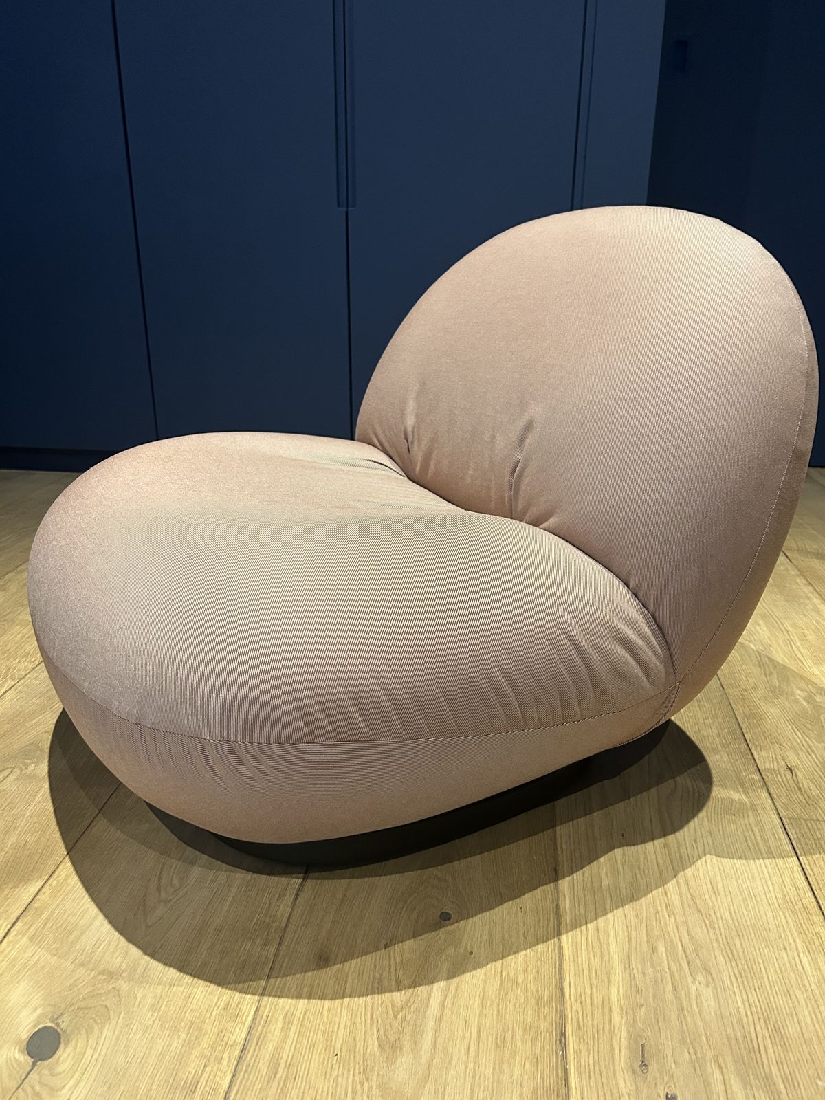 Gubi Pacha Lounge Swivel Chair