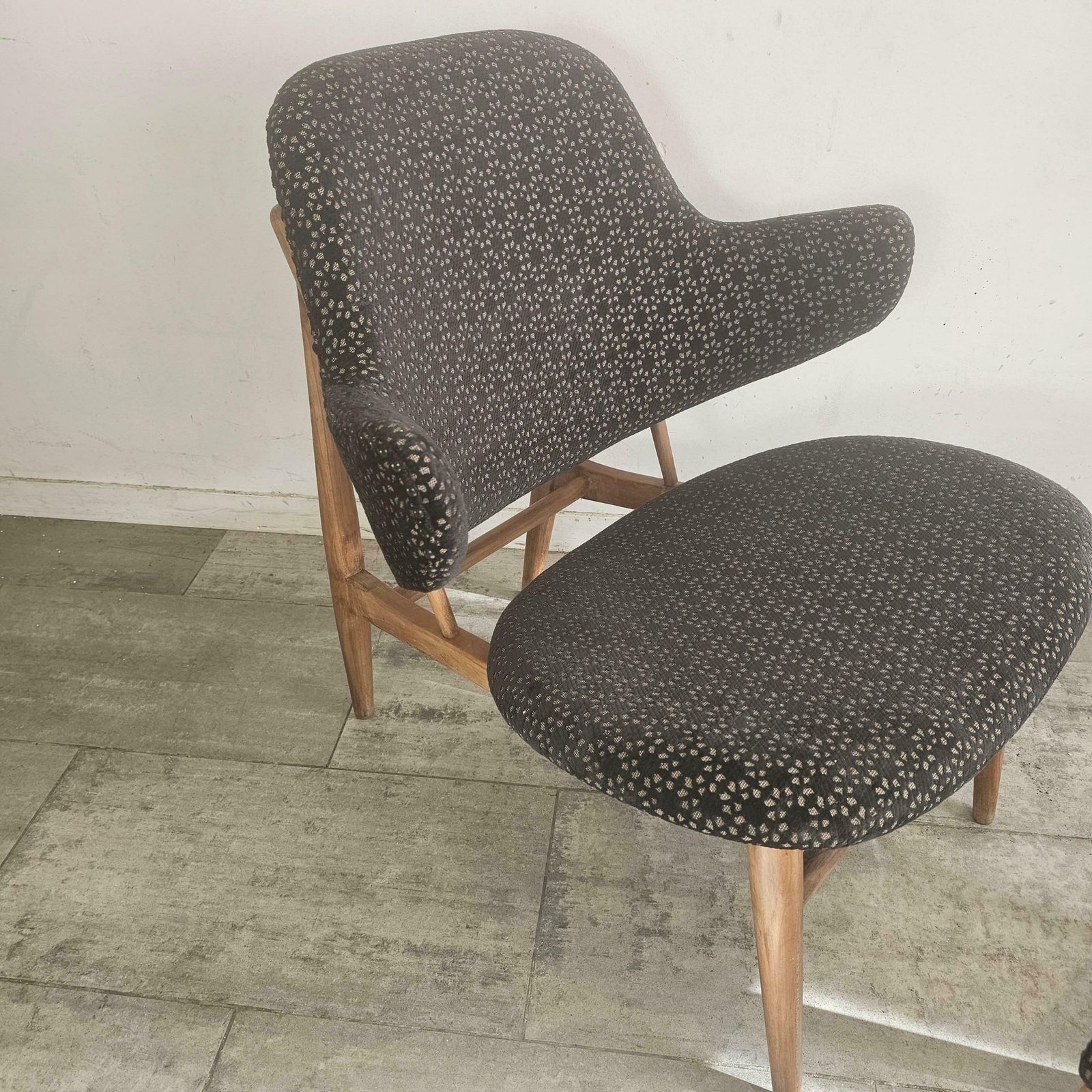 photo furniture Shell Chair By Ib Kofod Larsen For Christensen & Larsen, Denmark, Around 1950