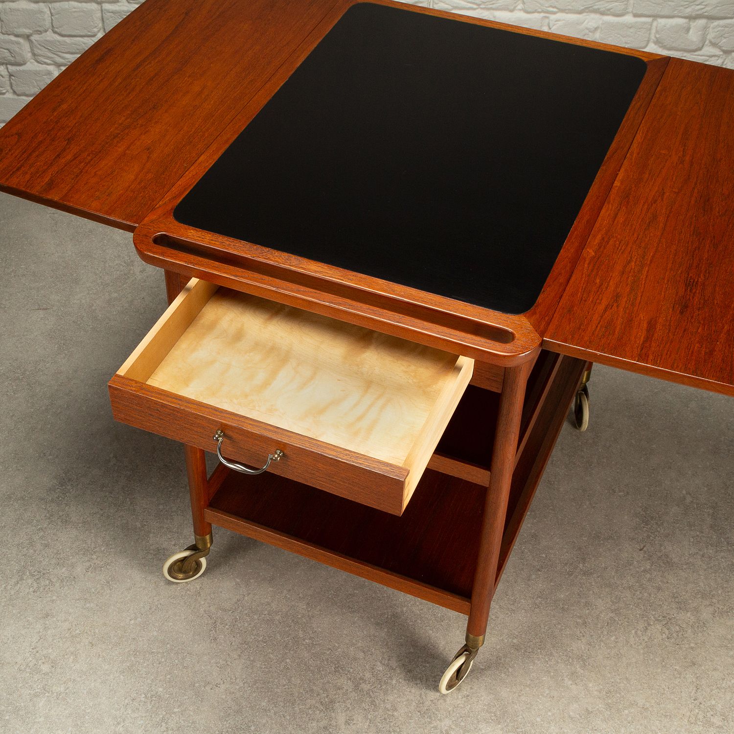 photo vinterior Solid Teak And Formica Serving Trolley By Ludvig Pontoppidan, Denmark, 1950s