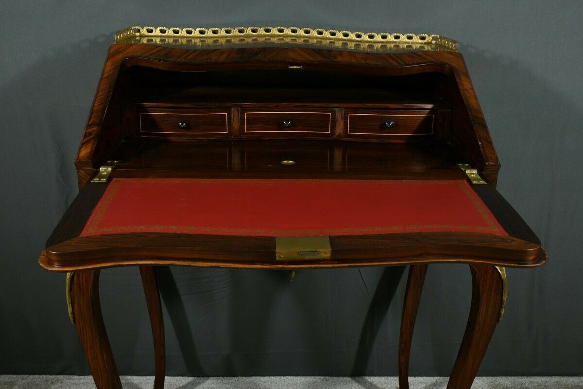 Small Rosewood Lady's Desk, Louis XV Style – Part 2 Of The 19th Century photo 1820.0
