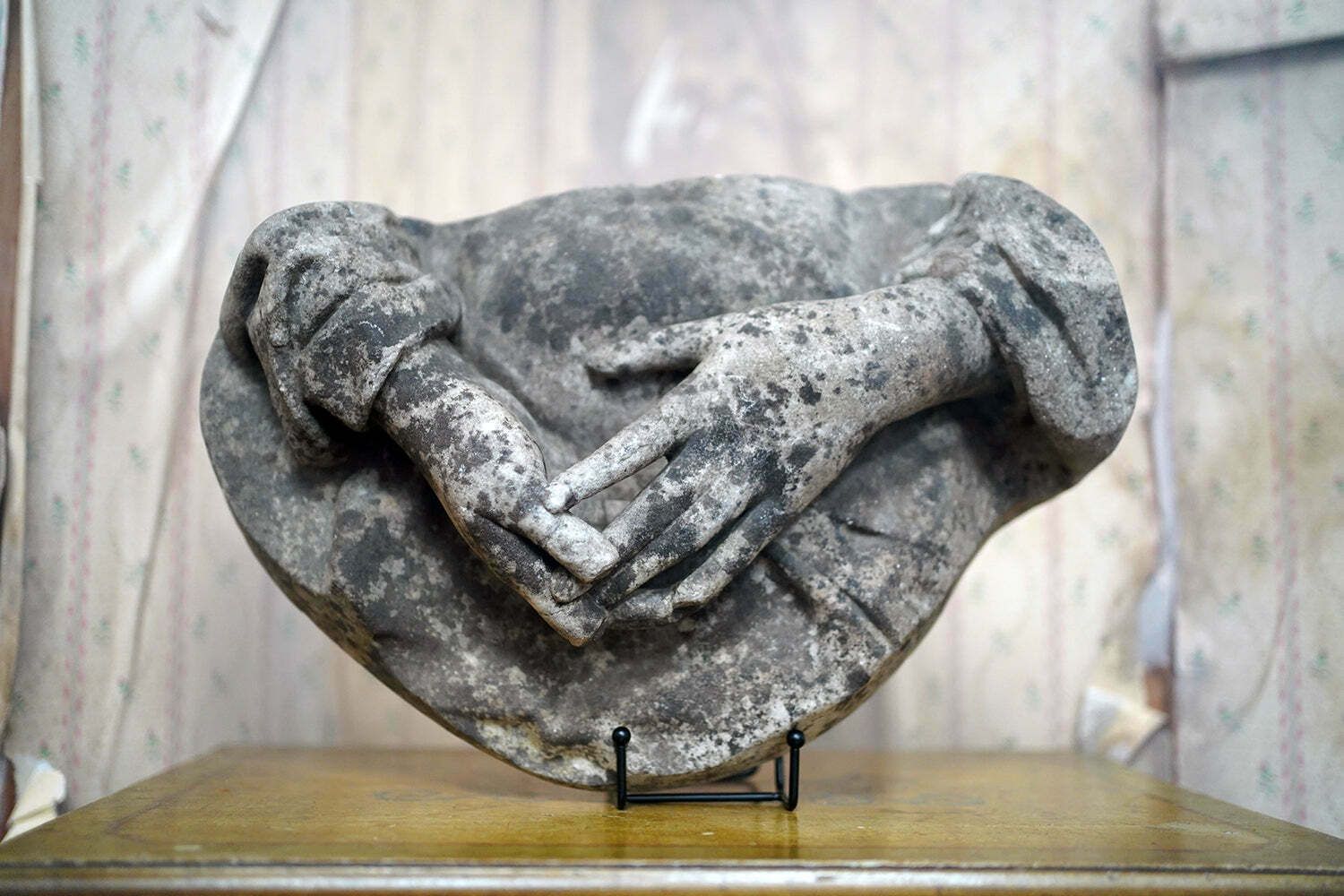 A Finely Carved Marble Study Of A Pair Of Hands By Frederick Hawkins Piercy C.1880