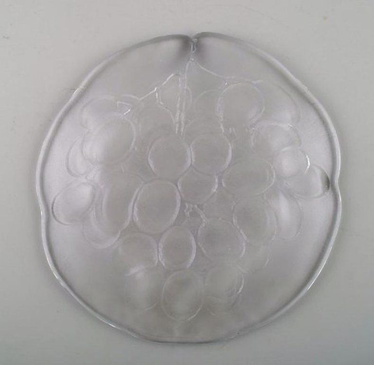 Scandinavian Art Glass, Six Mouth Blown Glass Dishes Adorned With Grape Bunches photo 192.0