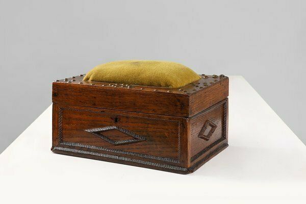 French Art Deco Sewing Box In Sculpted Wood, 1890s photo for sale