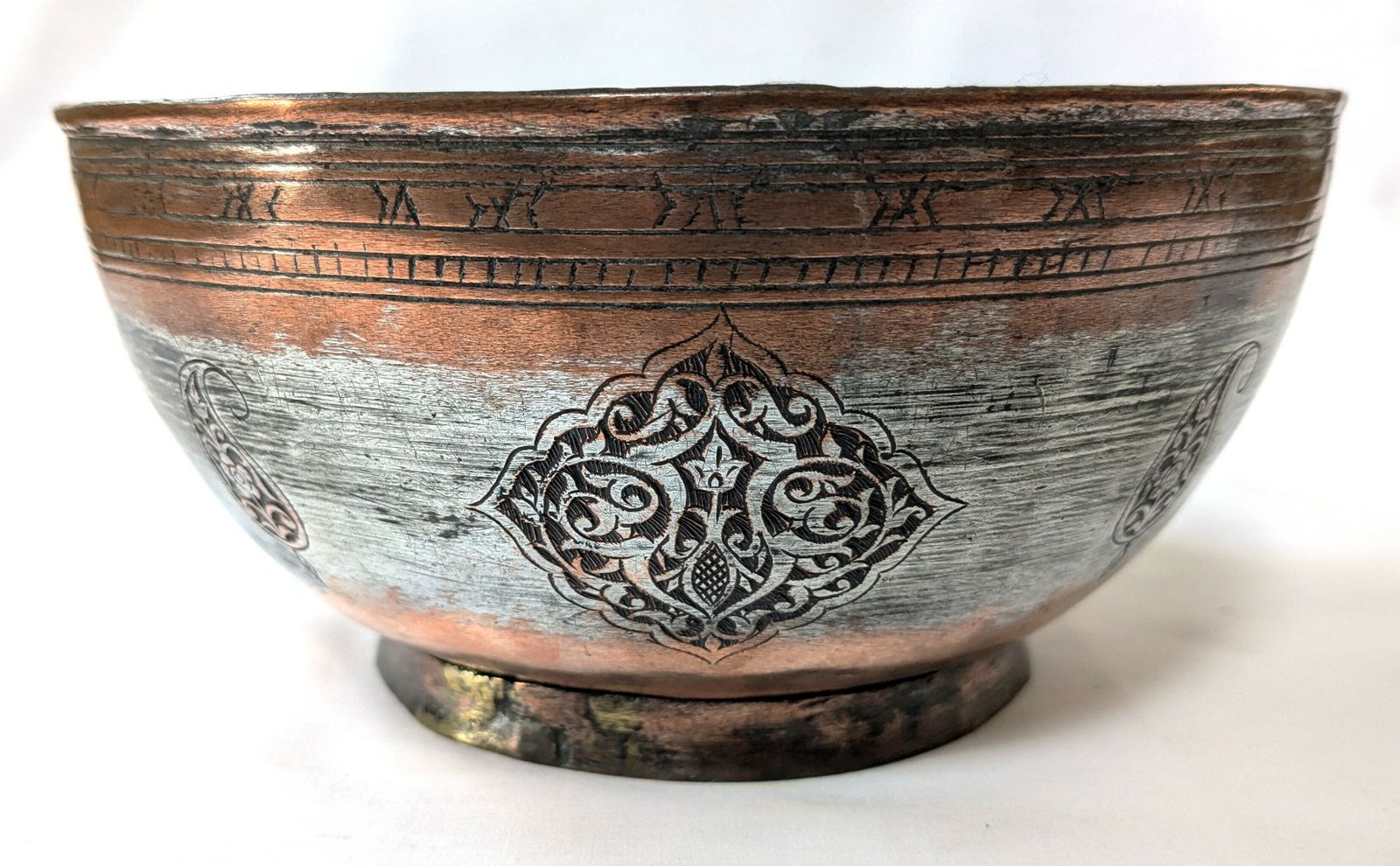 Antique Islamic Safavid Tinned Copper Engraved Bowl photo 780.0