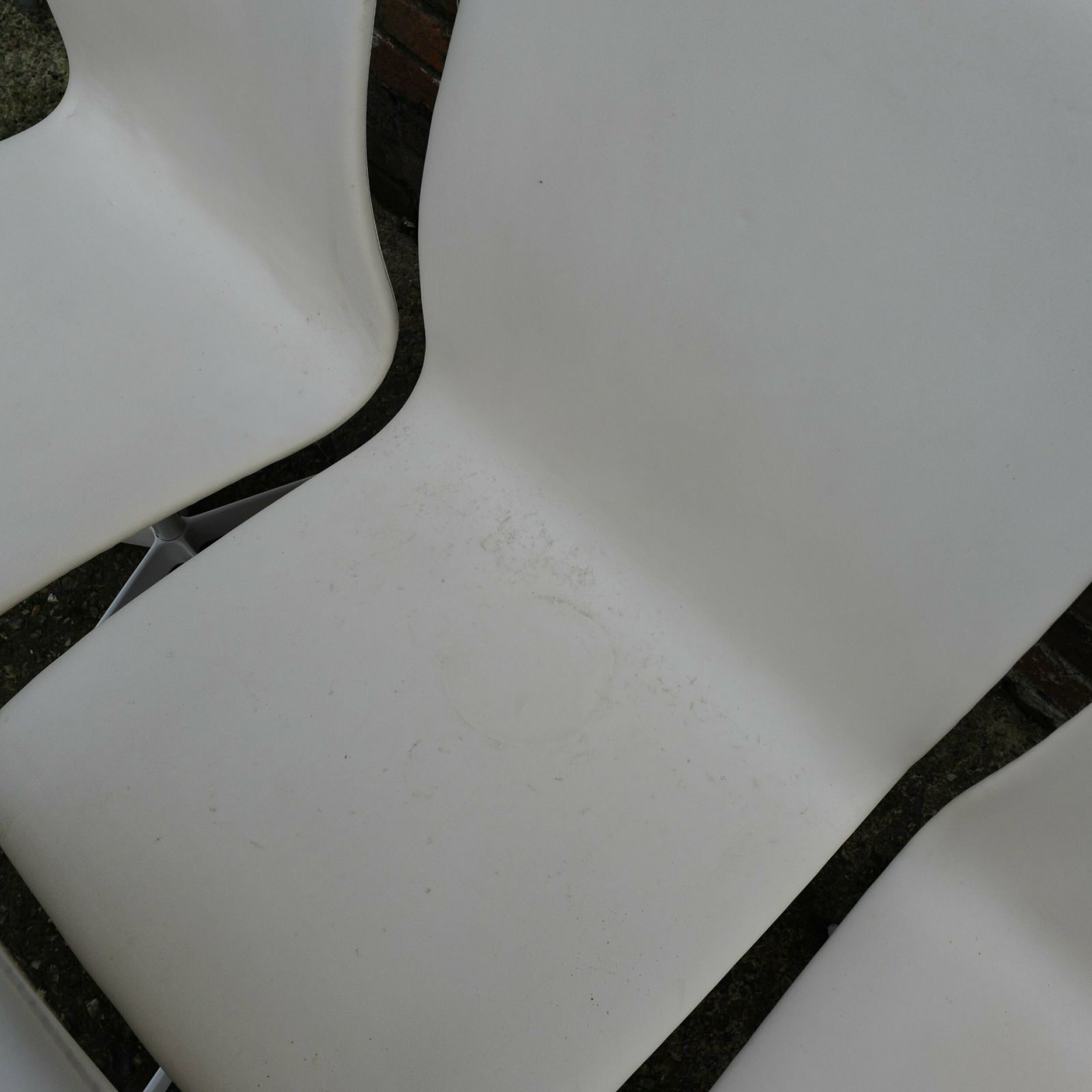 'Oxford' Swivel Chairs In White By Arne Jacobsen For Fritz Hansen, 1965, Set Of 4 photo vintage