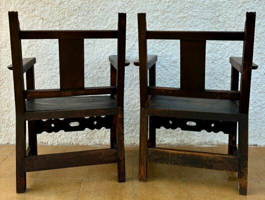 19th Century Spanish Colonial Carved Altar Armchairs With Wooden Seats, Set Of 2 photo vinterior