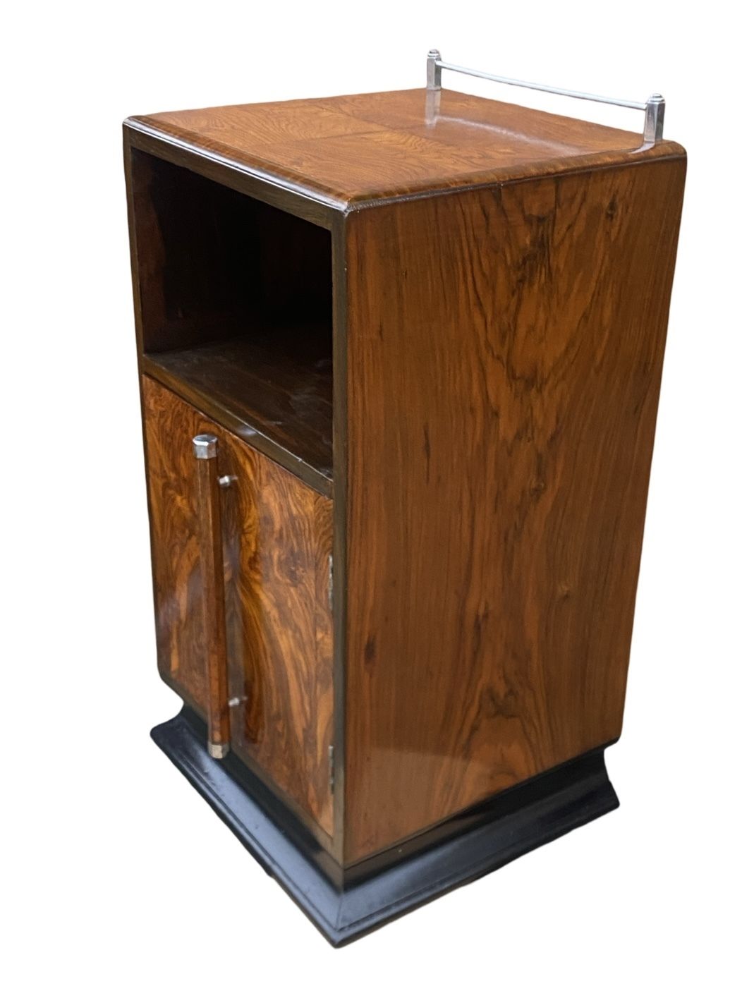 Pair Of Matching Figured Walnut Bedside Cabinets photo 1495.0