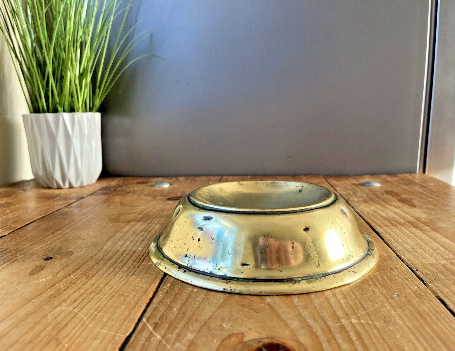 Antique 19th C Arts & Crafts Beaten Brass Dog Cat Pet Bowl Dish Food Water photo furniture