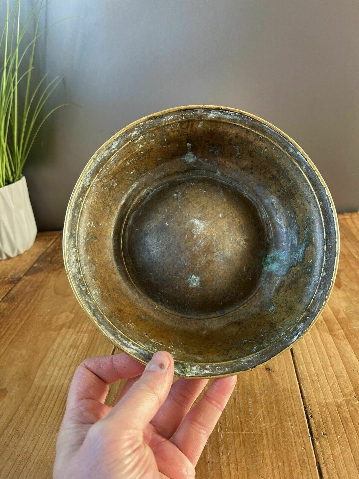 Antique 19th C Arts & Crafts Beaten Brass Dog Cat Pet Bowl Dish Food Water photo buy