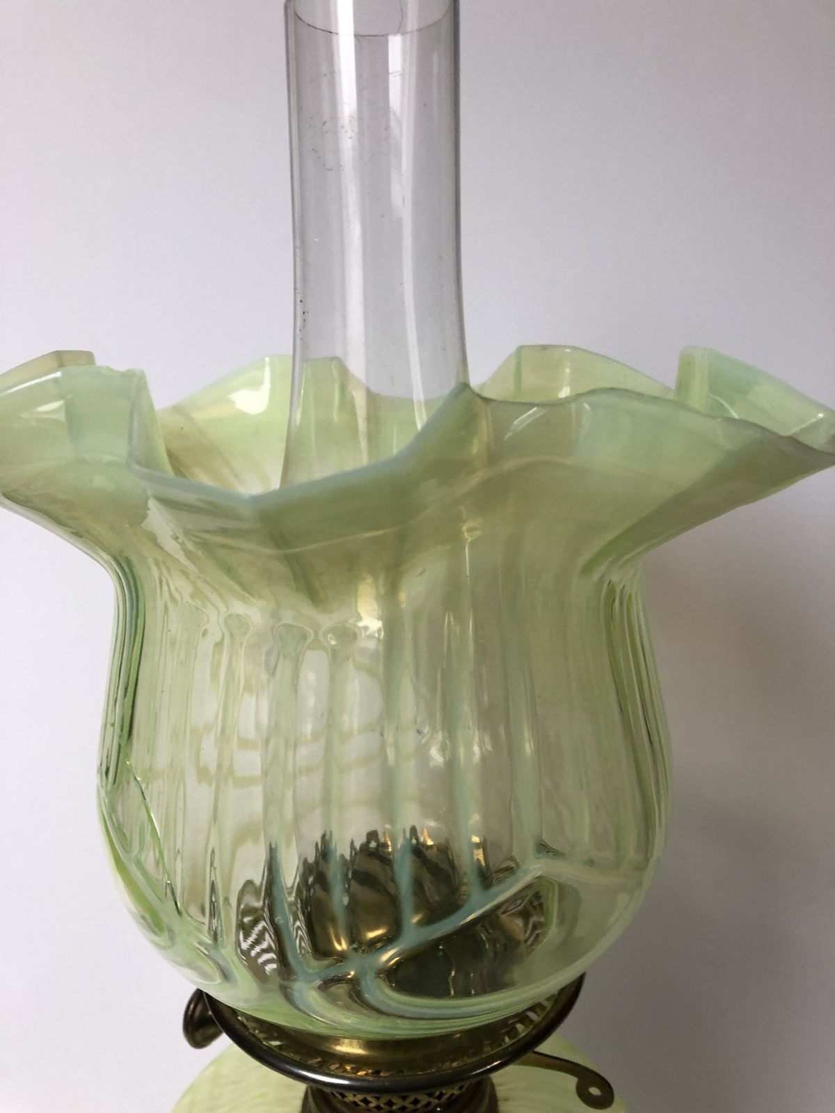 Rare Victorian Yellow Vaseline Glass Oil Lamp photo furniture