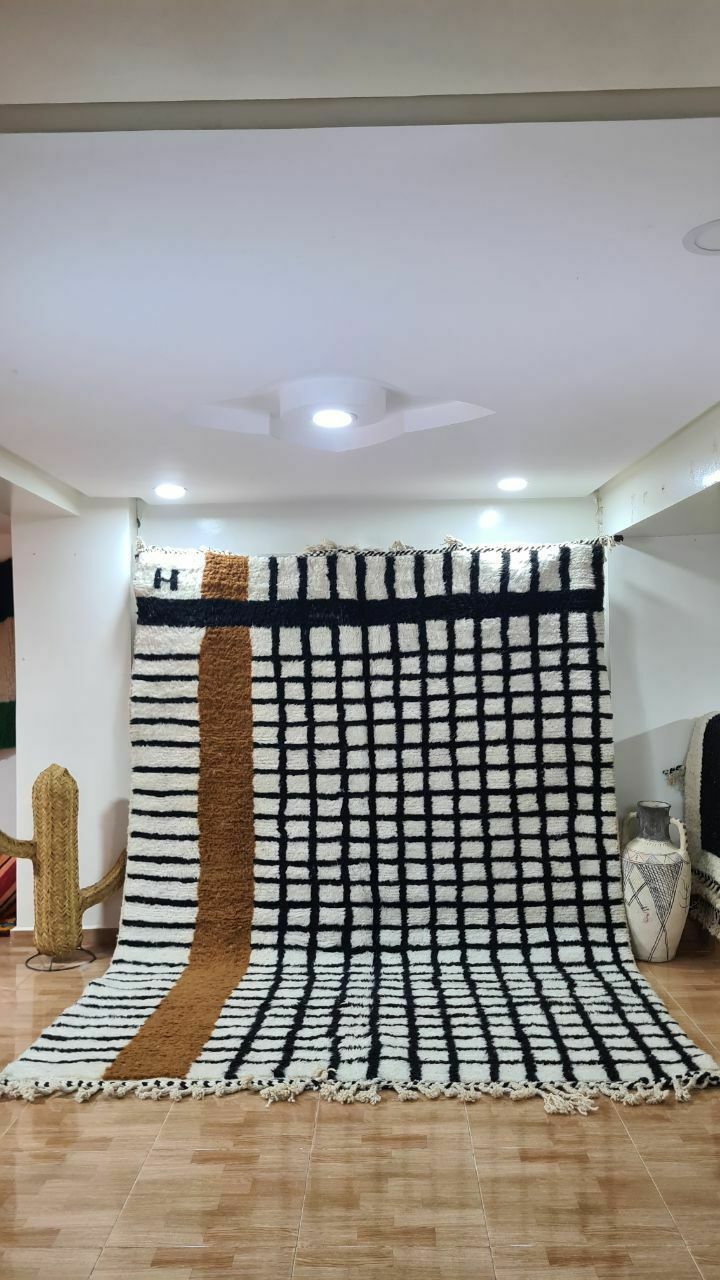 Berber Beni Ouarain Wool Rug, Modern Black And White Checkered Design 300x200cm