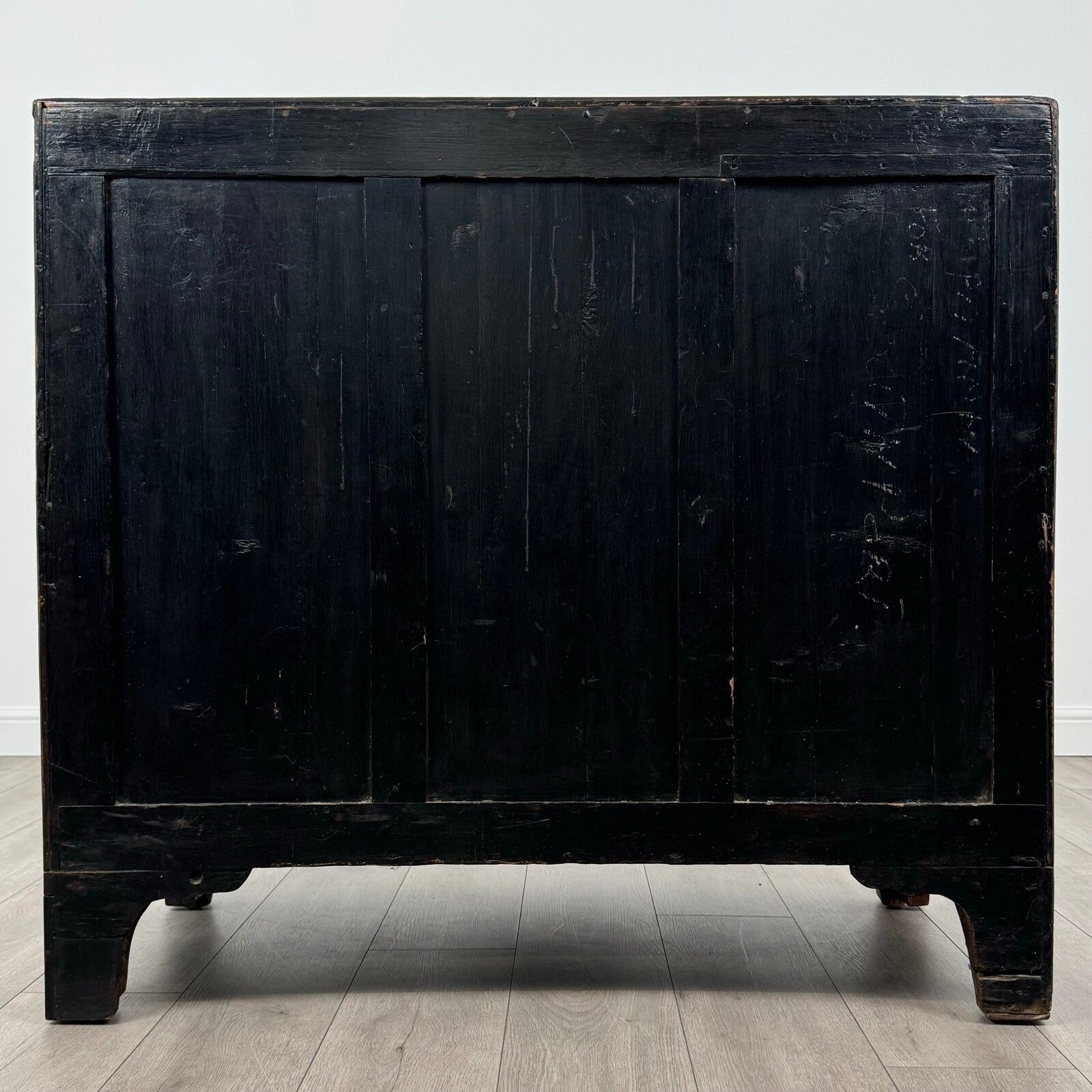 Antique 19th Century Bow Front Chest Of Drawers In Mahogany photo 895.0