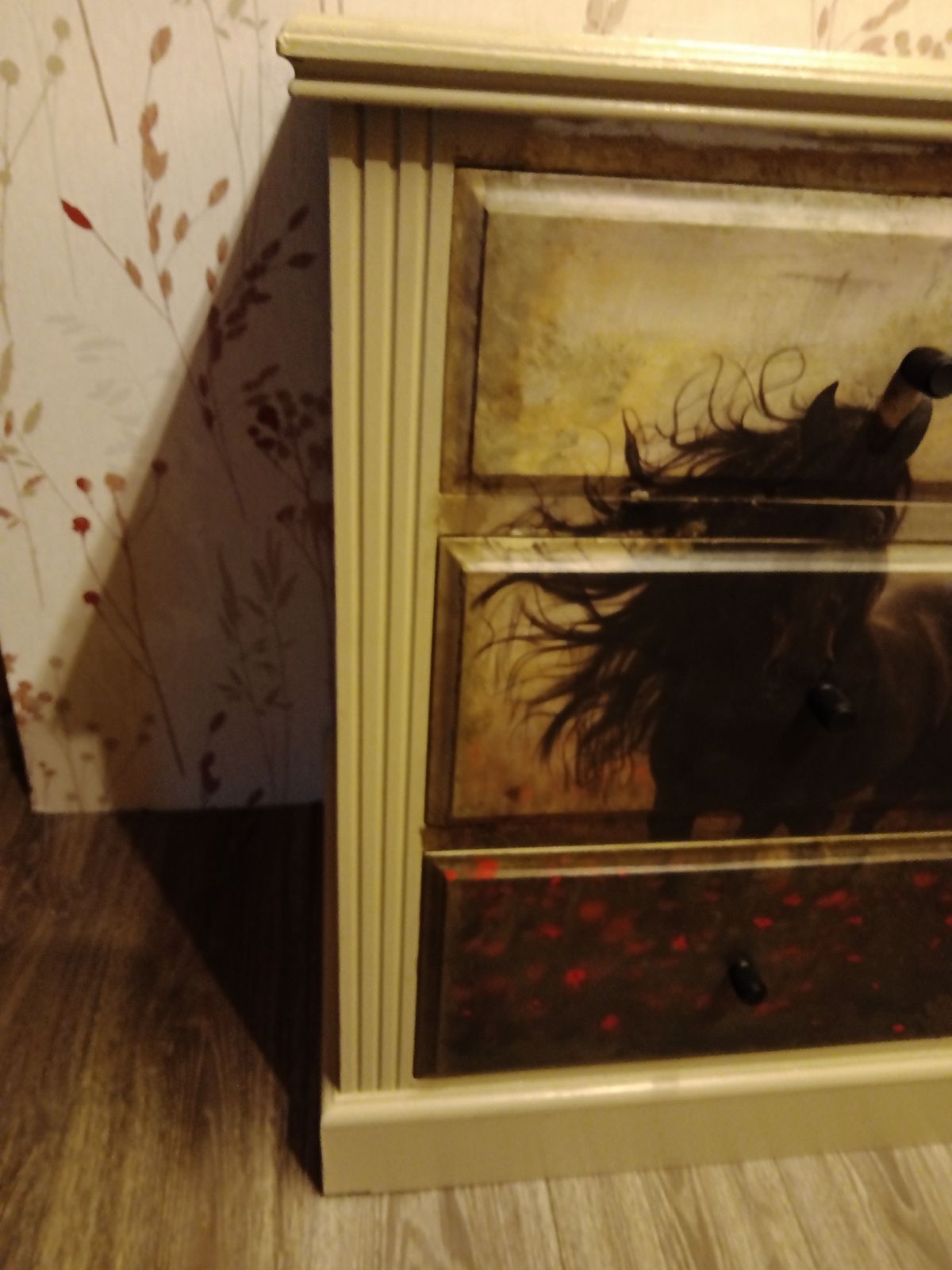 photo buy Hand Painted Plus Decoupage Vintage Chest With 2 Beautiful Wild Horses In Poppy Field