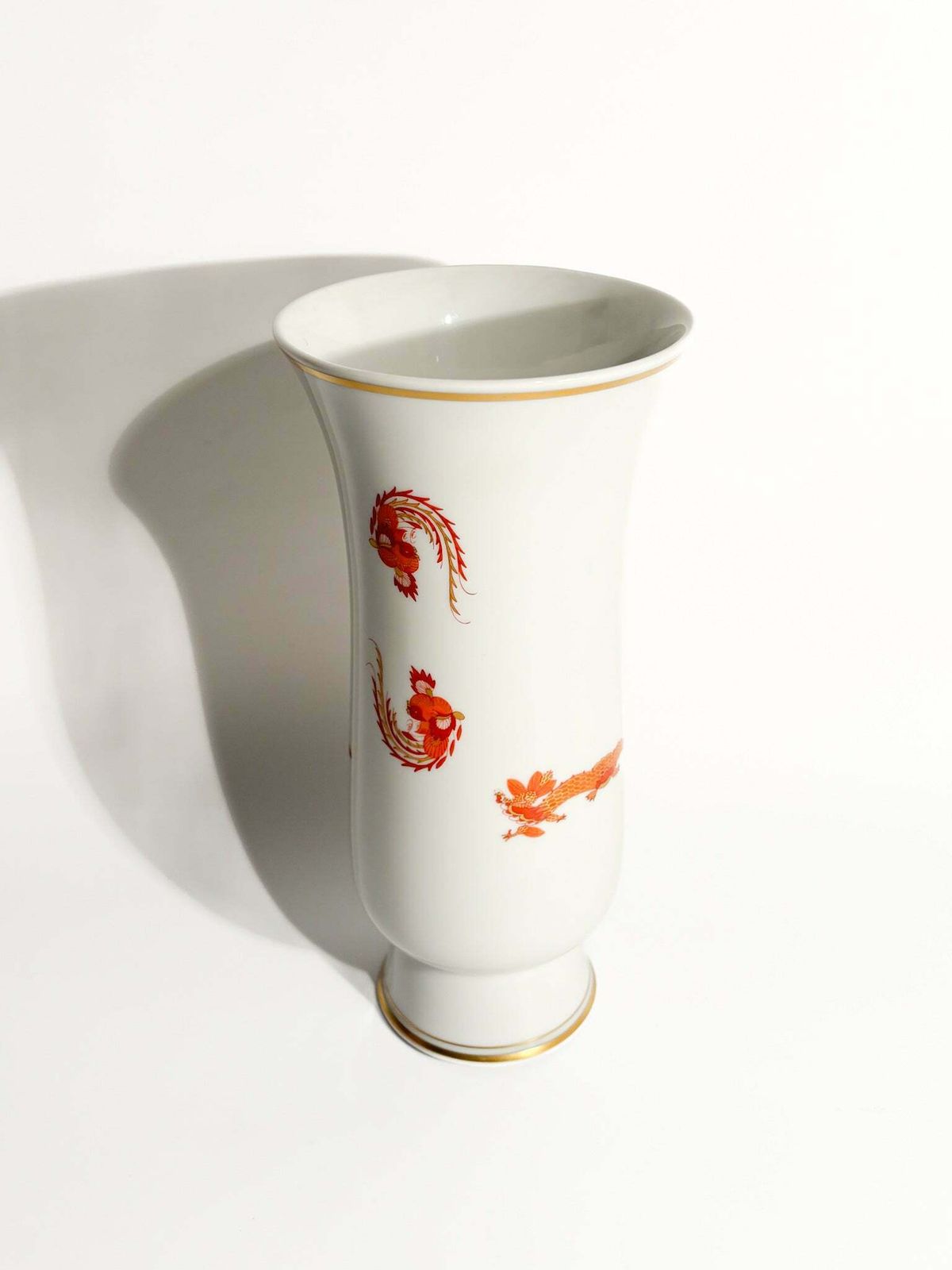Meissen Red Court Dragon Porcelain Vase From The 1950s photo furniture