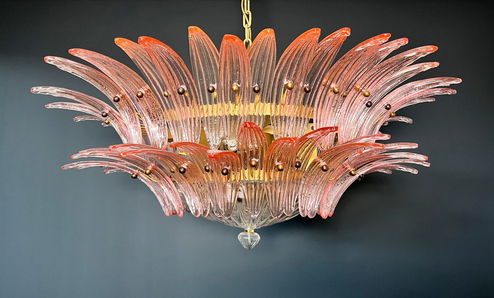 Murano Chandelier Original Palmette, Two Levels, 82 Pink Glasses
