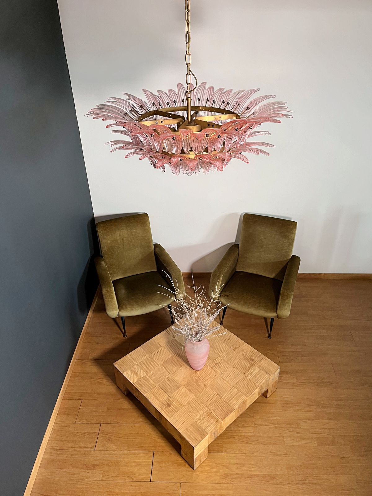 photo buy Murano Chandelier Original Palmette, Two Levels, 82 Pink Glasses
