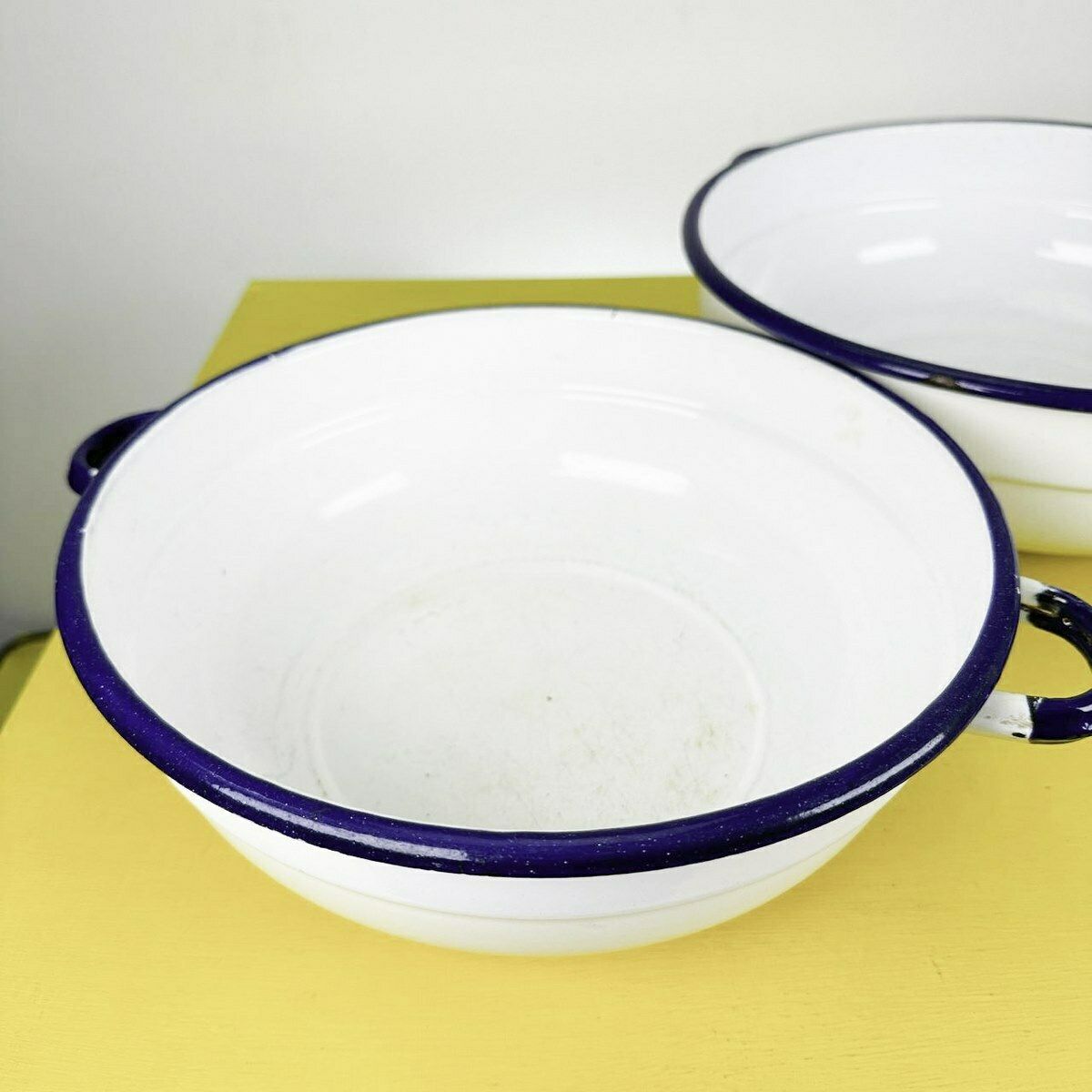 Vintage Enameled Metal Containers Two Lions photo 62.0