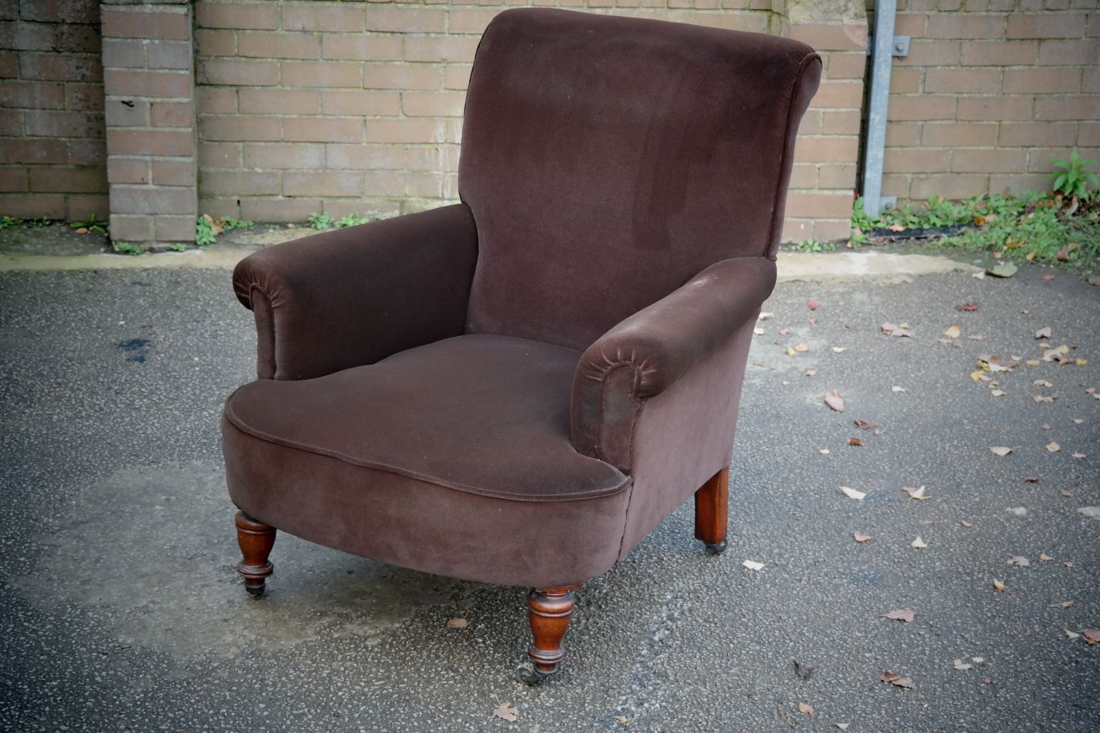 A Deep Seated 19th Century Howard Style Club Armchair In Brown Mohair Velvet photo furniture