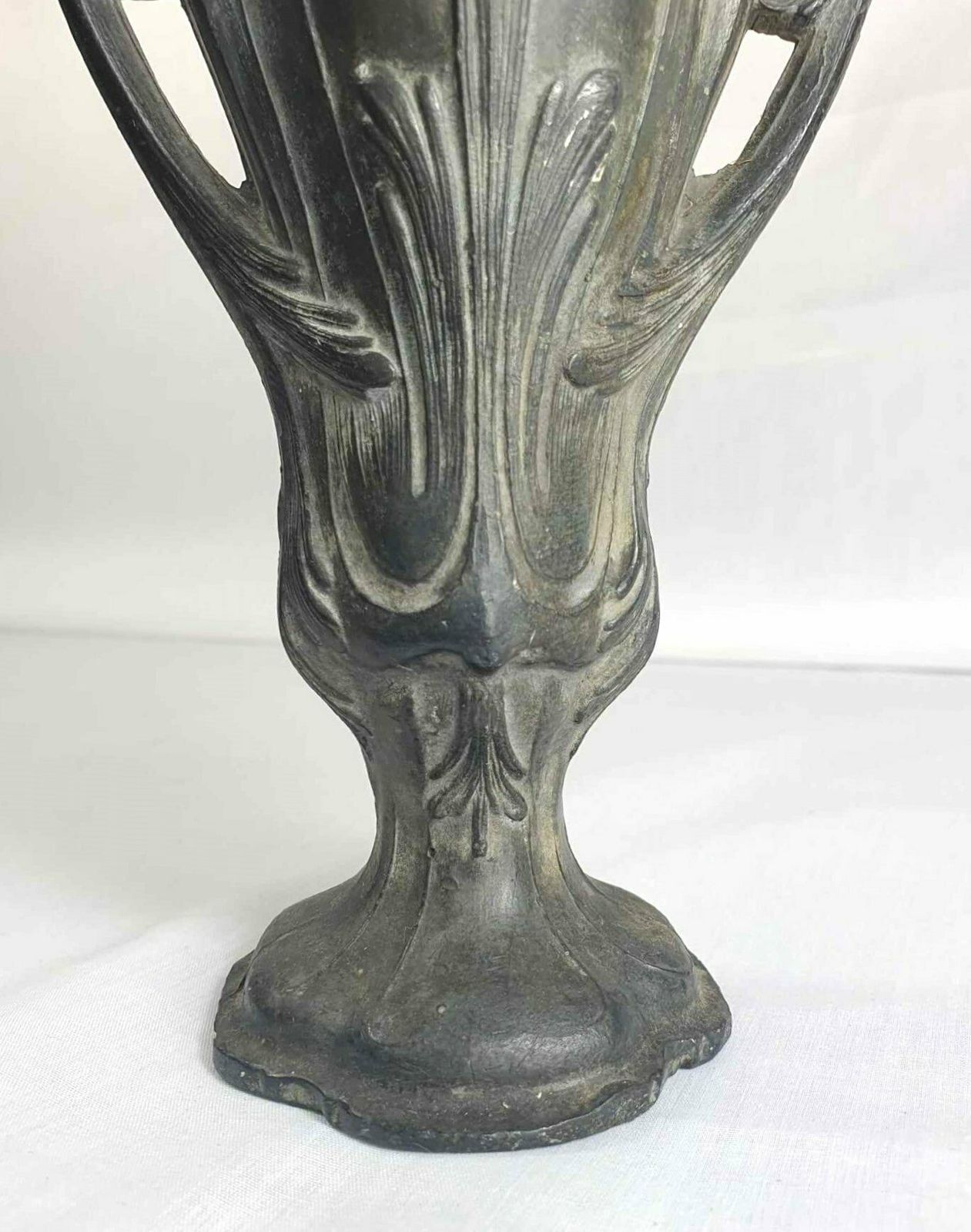 Art Nouveau Pewter Flower Vase photo vinterior