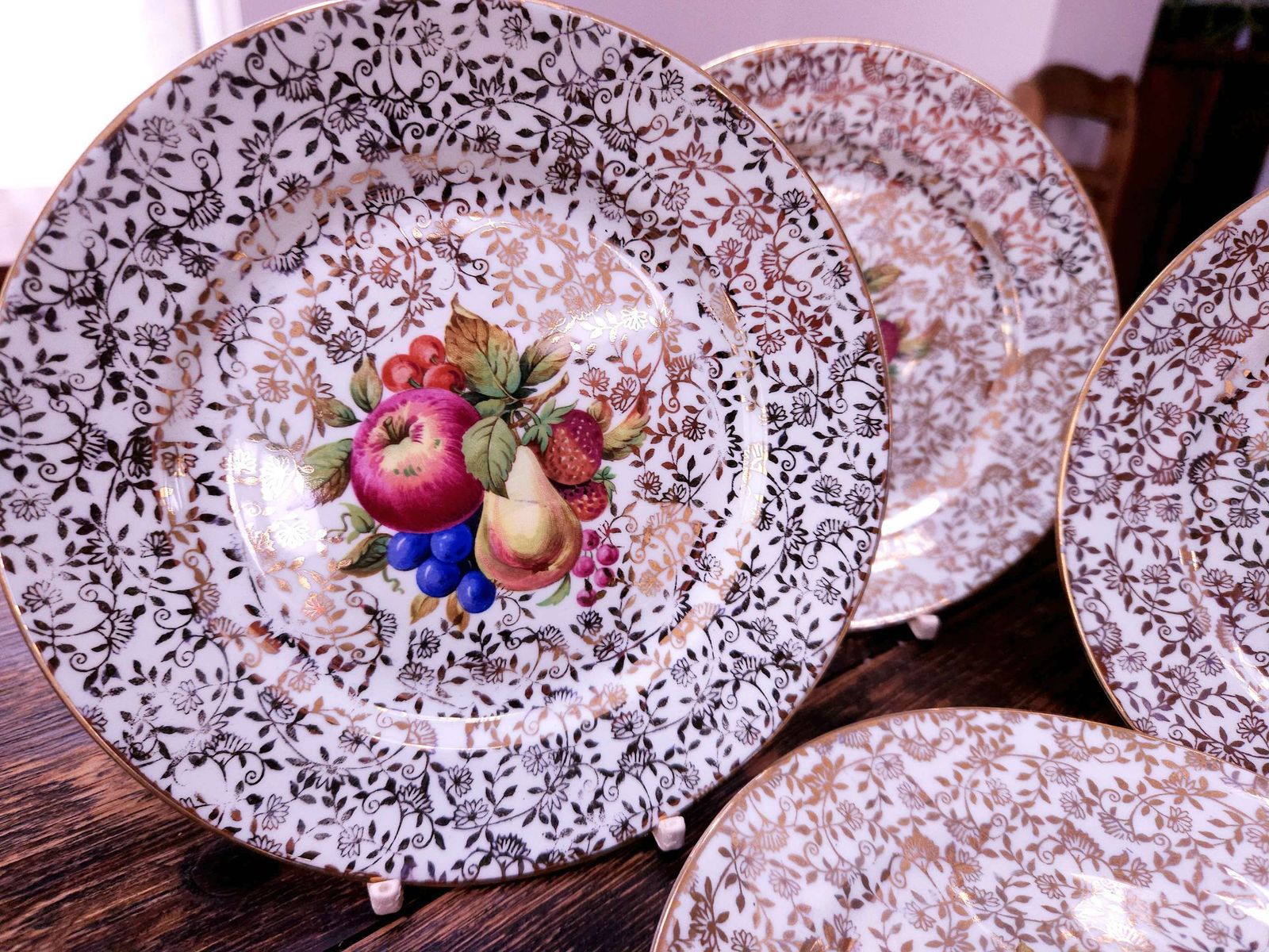photo furniture Set Of 4 1950's Imperial Bone China Tea Plates With 22 Kt Gold Decoration
