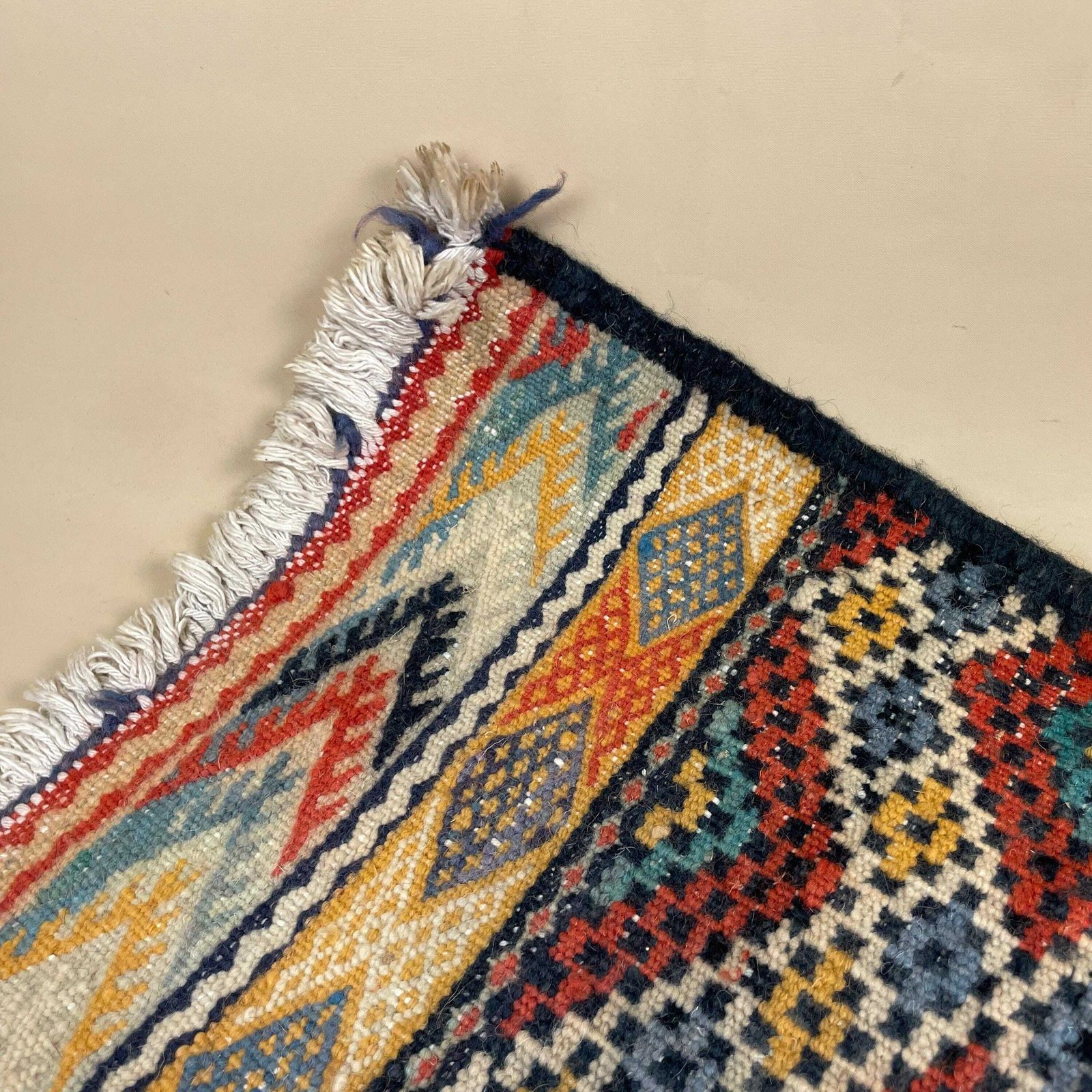 Antique Woven Rug Carpet Mat Rectangle Wool Vintage Pattern Woven Floor Mat Handmade Textile Patterned Pattern Small Furniture photo buy