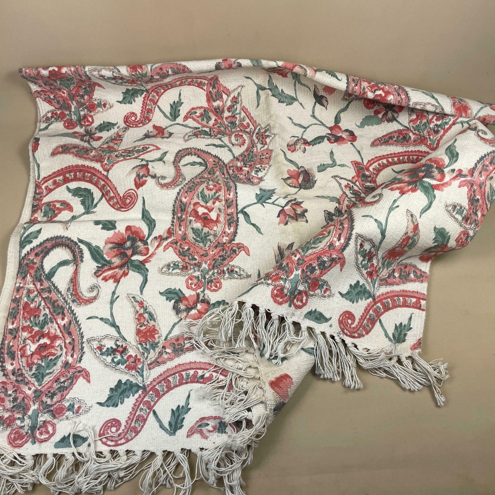 Vintage Fabric Throw Blanket Paisley Patterntassel Hand Printed Pink Antique Patterned Pattern Tassels Sofa Woven Cottage photo vintage