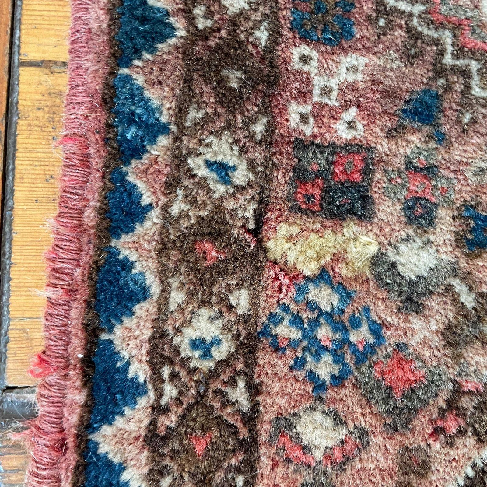 photo furniture Antique Woven Rug Carpet Mat Rectangle Wool Vintage Pattern Woven Floor Mat Handmade Textile Patterned Pattern Earthy Tones