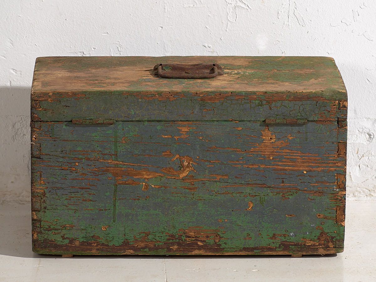 211.0 Antique Green Patina Military Box (C.1910) #67 photo