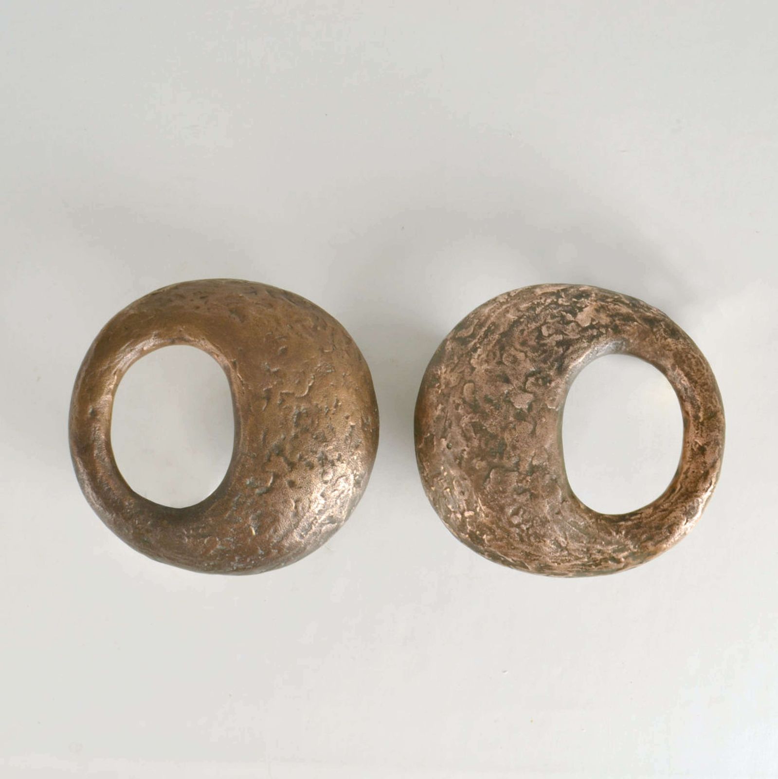 Home Fixtures Pair Of Round Bronze Relief Door Handles With Oval Grip photo