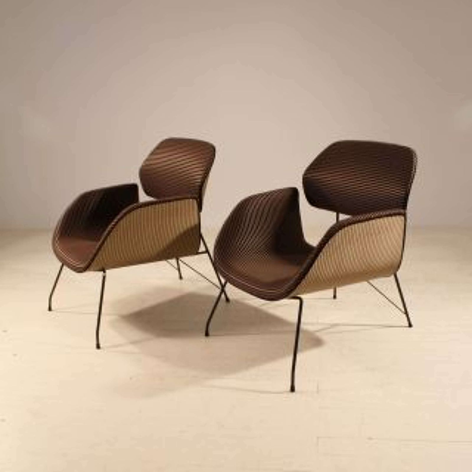 Pair Of Modernist Lounge Chairs On Metal Legs, Carlo Hauner & Eisler photo 5500.0