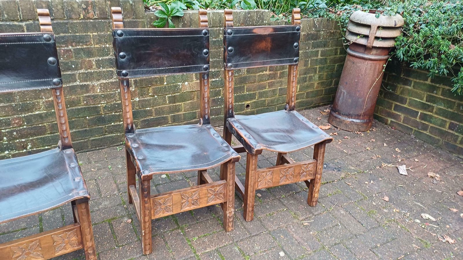 Elegant Set Of Four Handcrafted Hardwood Kitchen Or Dining Chairs – Southern European Style photo 395.0