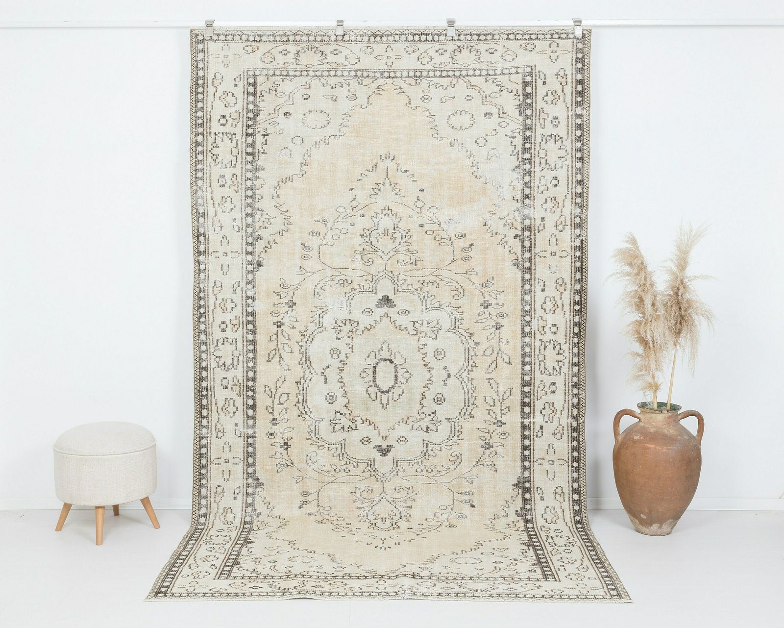 6x10 Vintage Rug, Faded Turkish Rug, Handmade Rug,Oushak Rug, Antique Rug, Low Pile Rug, Faded Rug, Living Room Rug, Old Rug,Area Rug, A4096