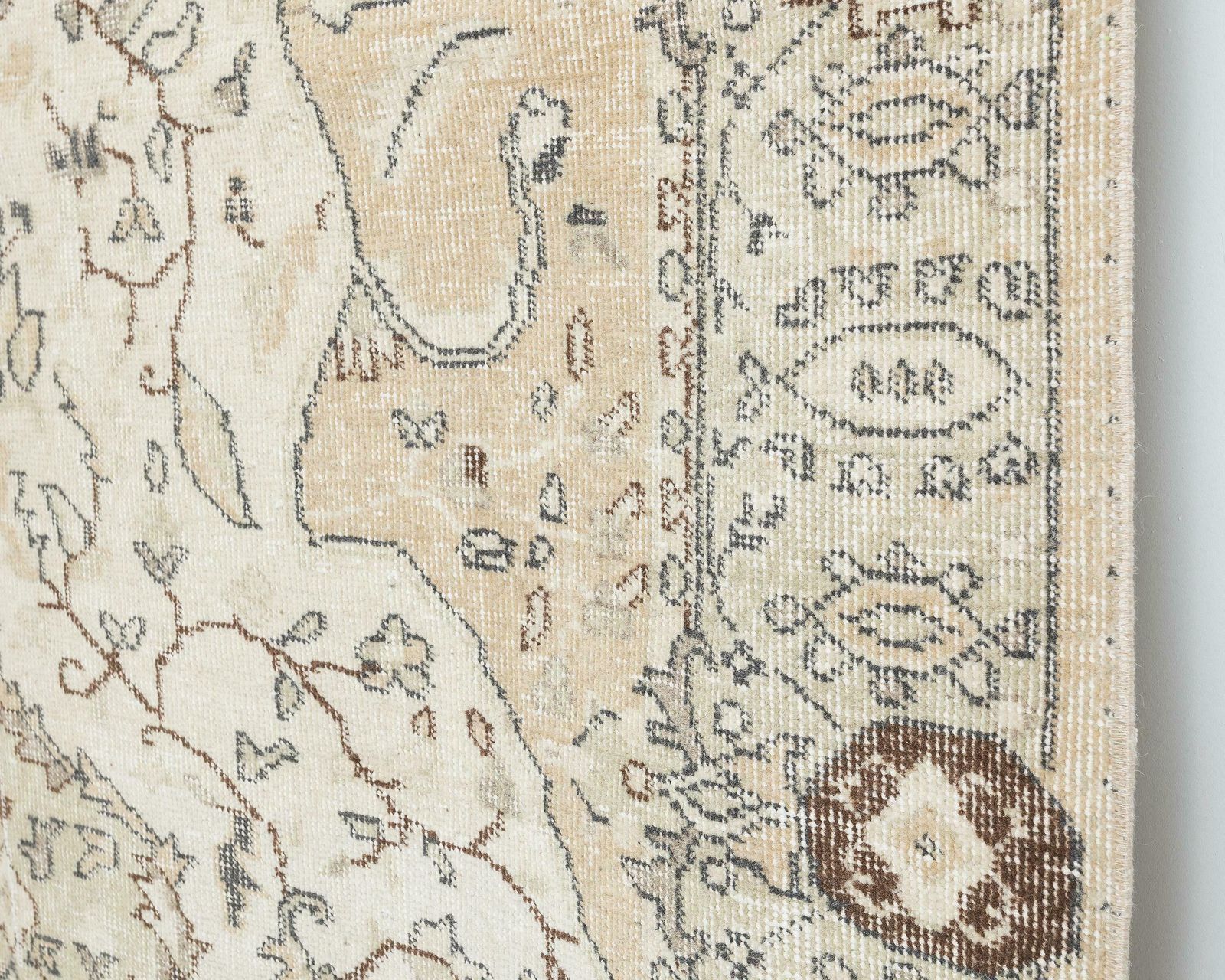 5.4 X 9.2 Feet Vintage Rug, Neutral Turkish Rug, Antique Handmade Rug, Turkey Rug,Anatolian Rug, Low Pile Rug, Naturel Rug, Faded Rug, A2519 photo vinterior