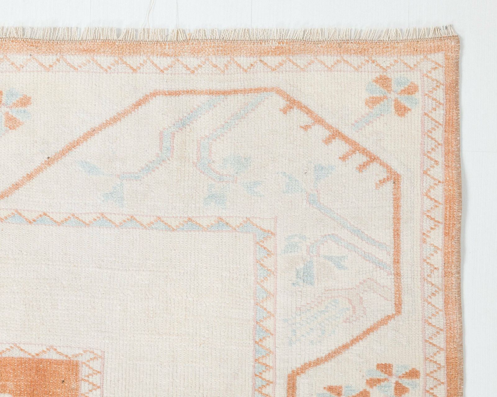 4x6 Vintage Rug, Orange Handmade Turkish Rug, Antique Rug, Anatolian Rug, Low Pile Rug, Oushak Rug, Kitchen Rug, Wool Rug, Old Rug, Wool Rug photo vinterior