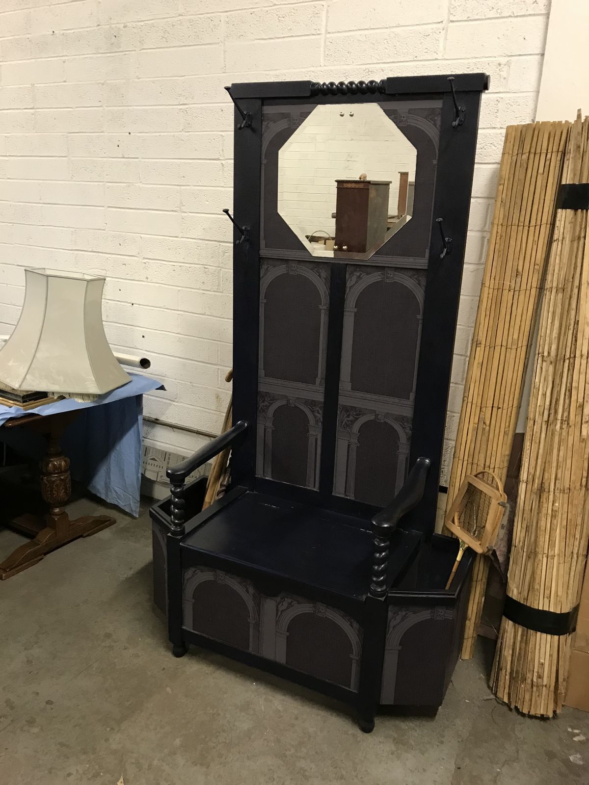 photo vintage Decorative Finish Antique Box Seat Hallstand Cole & Son Fornasetti Decoupage