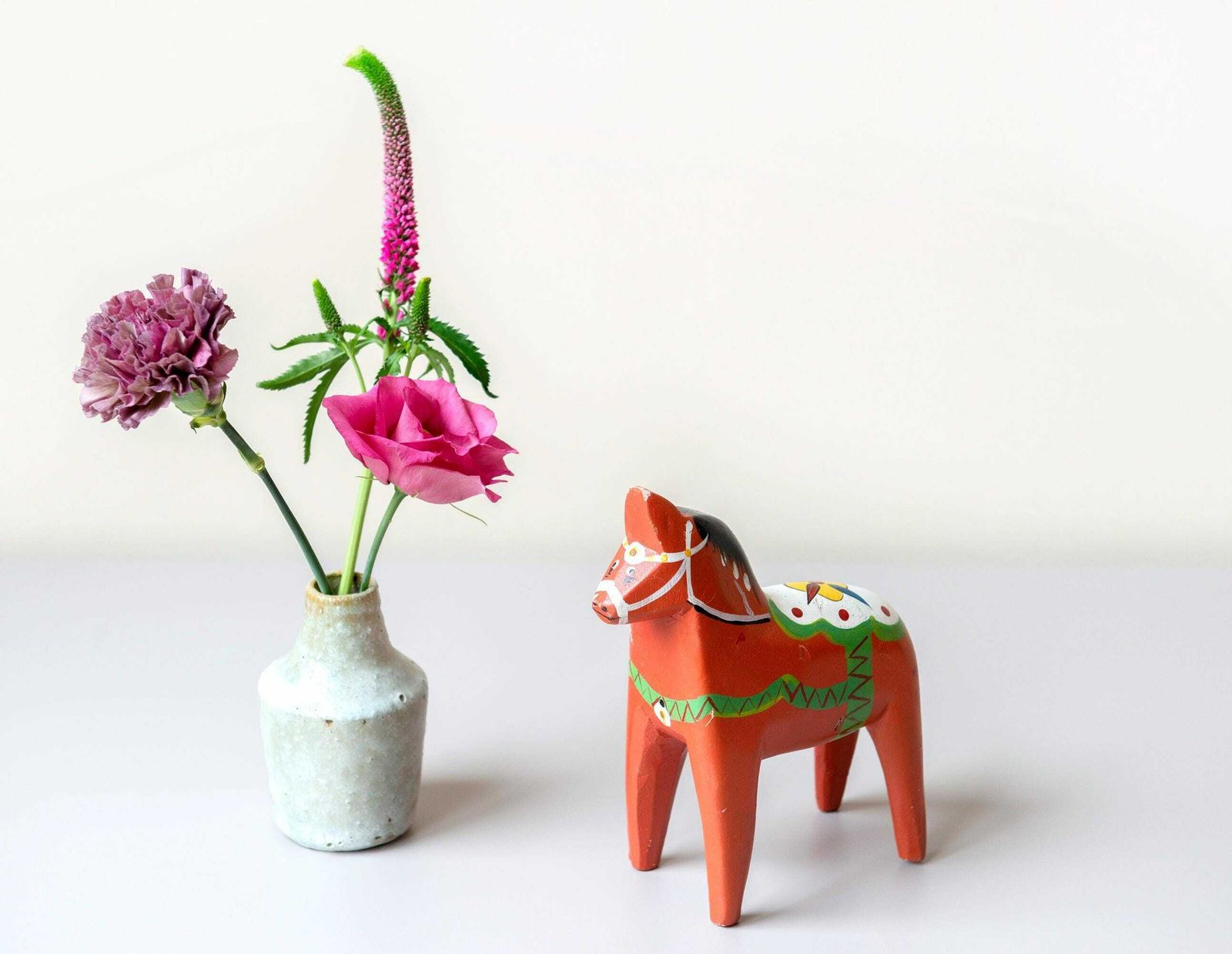 Swedish Dala Horse Statue, Hand Painted Red Figurine, Decorative Folklore Statue, Wooden Pony, Farmhouse Decor, Made In Sweden photo 85.0