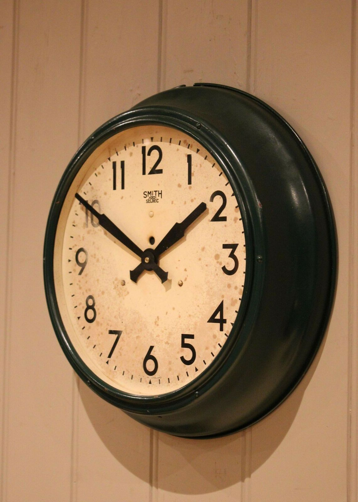 Original Green Metal Wall Clock