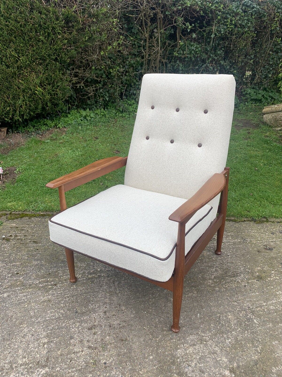 photo vinterior Guy Rodgers Armchair