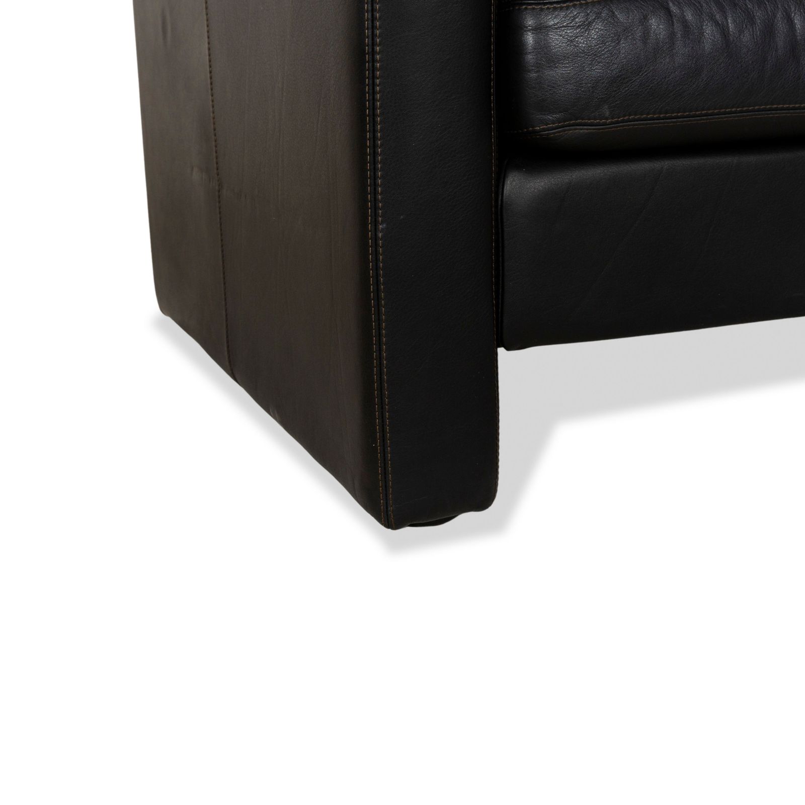 photo furniture Canapé 2 places Cor Conseta en cuir noir