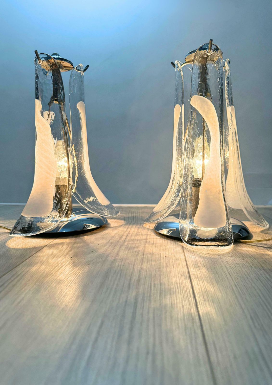 photo for sale Pair Of Murano Glass Petals Table Lamps, Set Of 2 Venetian Glass Flower Lamps