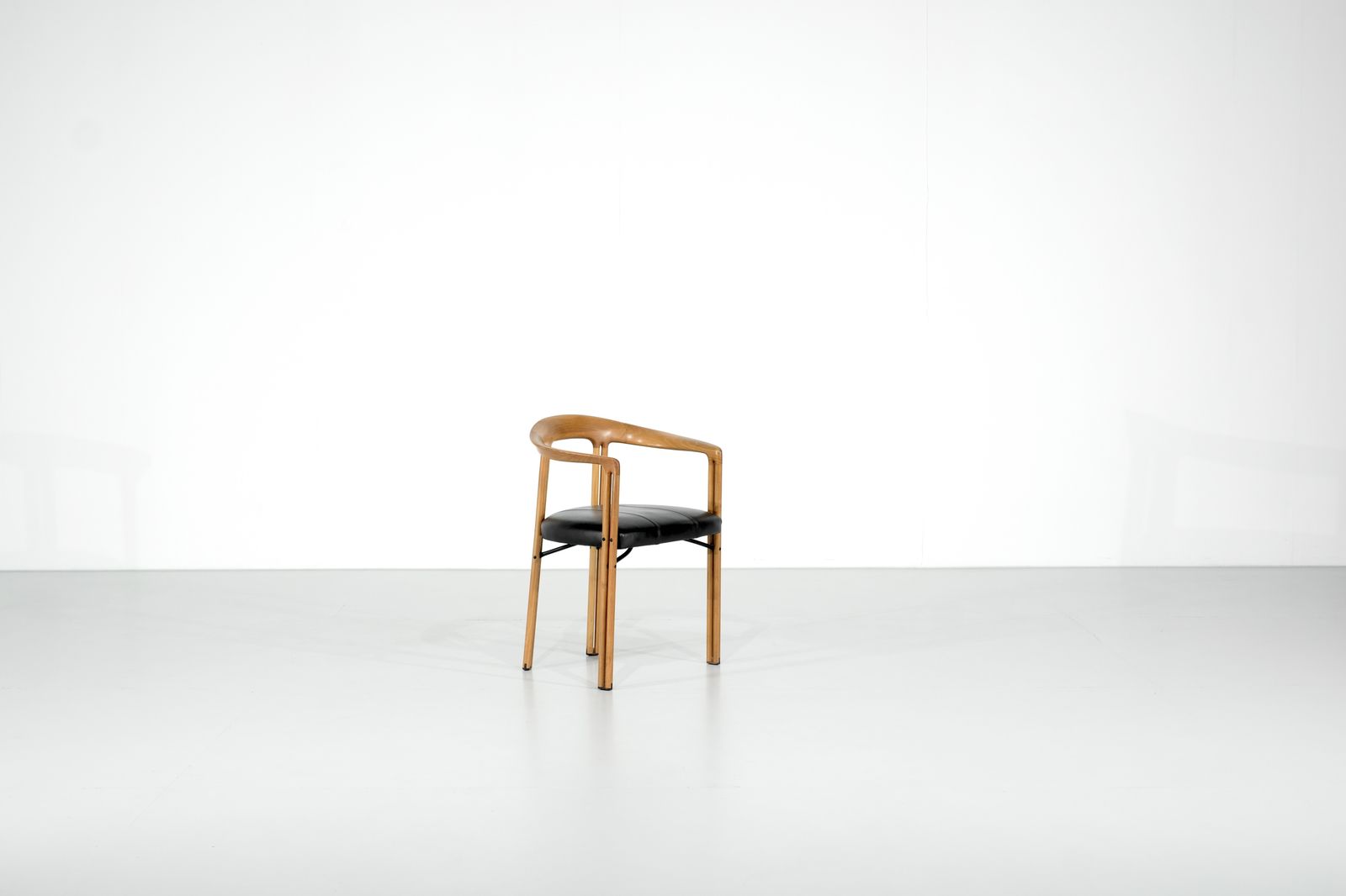 1150.0 Armchair "Ulna" In Wood By Franco Poli For Bernini, Italy 1986. photo