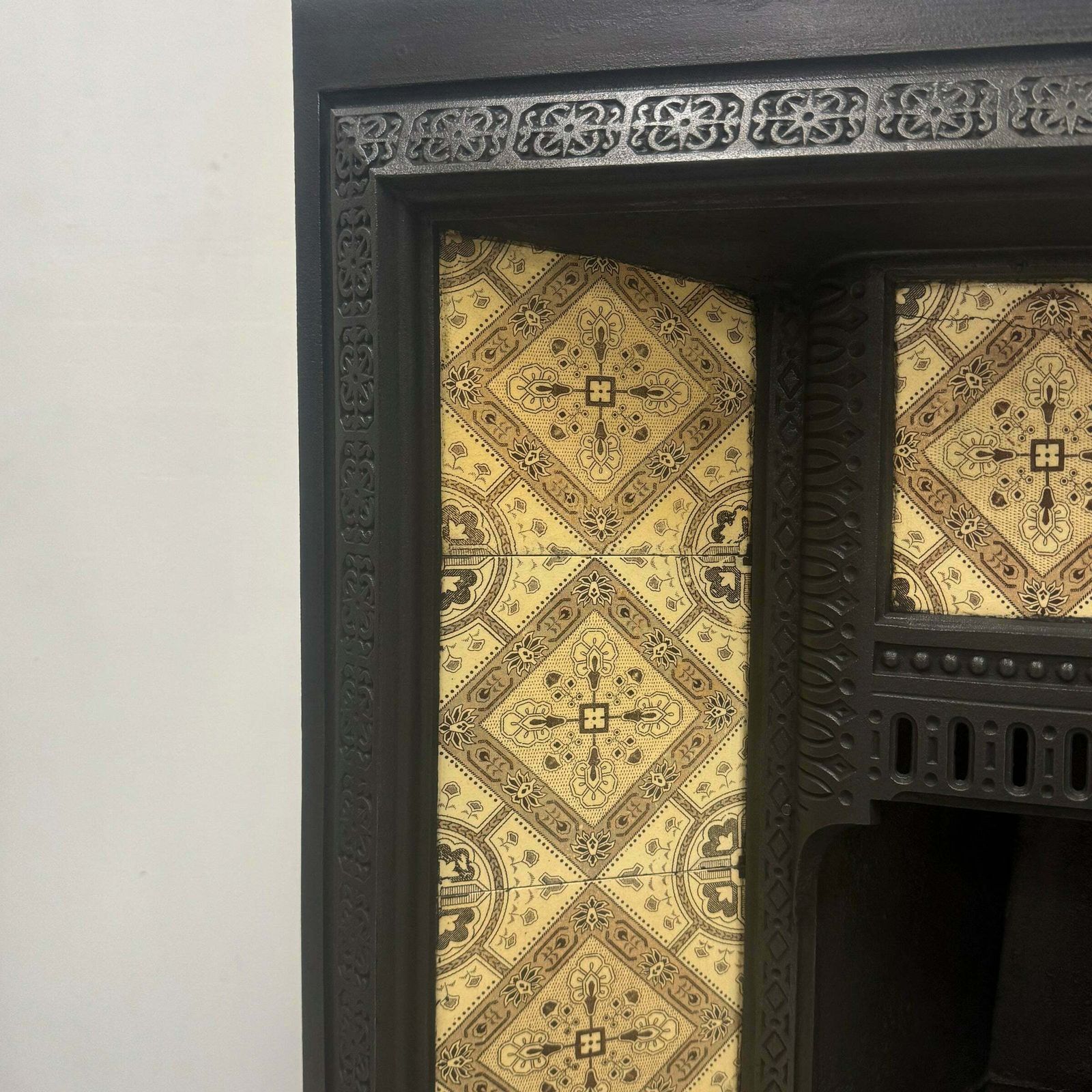 Antique Victorian Tiled Fireplace Insert photo for sale