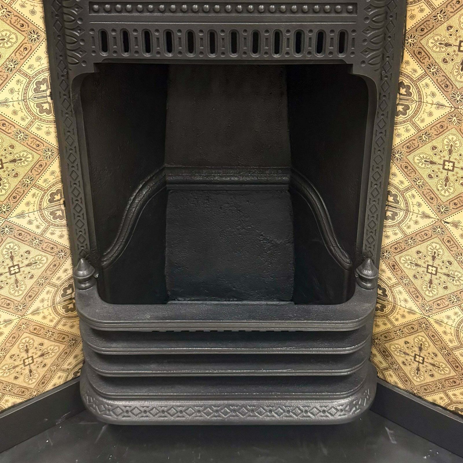 Antique Victorian Tiled Fireplace Insert photo vinterior
