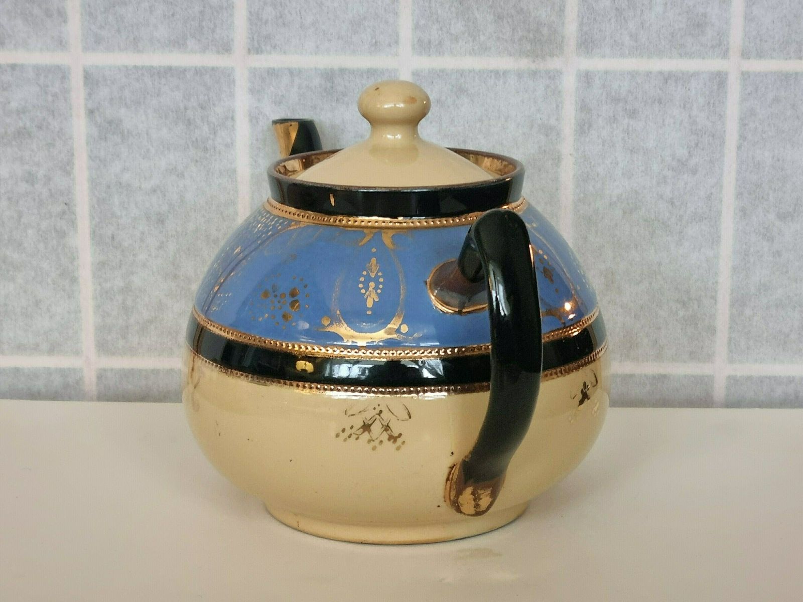 Antique Sadler Teapot Betty Cream Blue & Gilt English China photo Home Decor