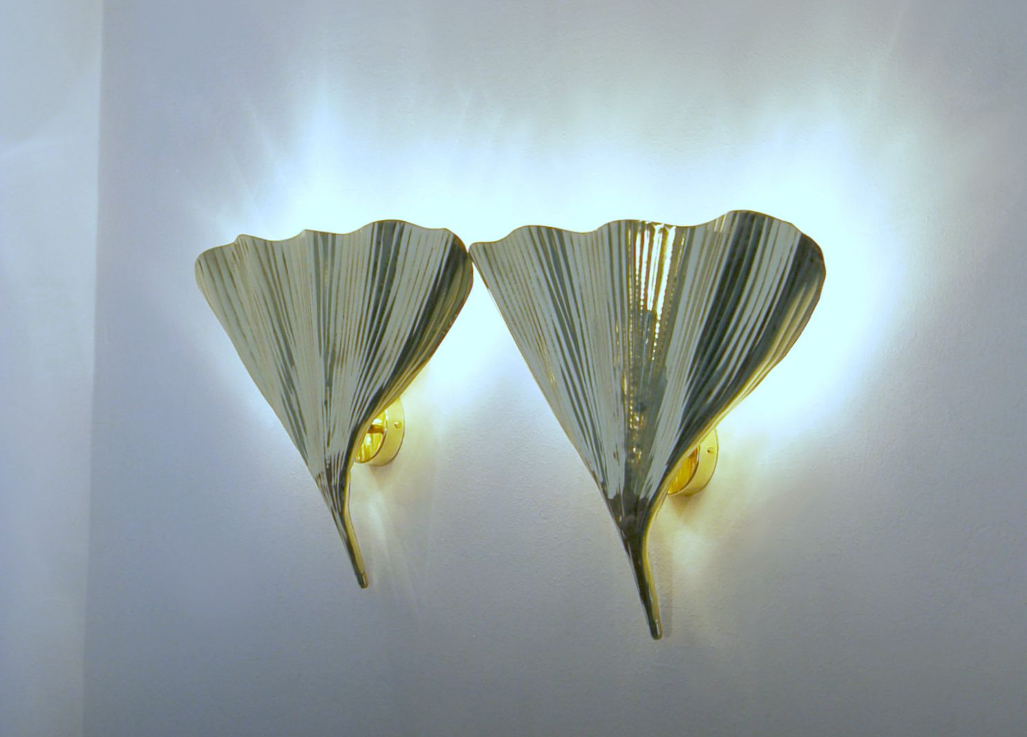 Pair Of Wall Lamp Art. A 018 Leaf   Brass   Bottega Gadda Milano photo Lighting