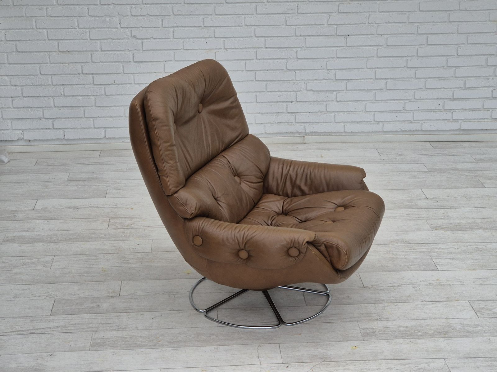 1970s, Scandinavian Swivel Chair, Original Condition, Brown Furniture Leather. photo furniture